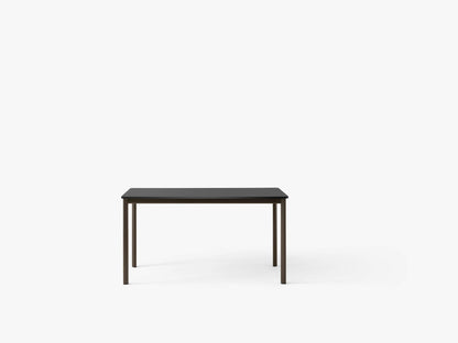 Table à manger Drip HW58 de Hee Welling - &amp;Tradition-Noir-Linoléum Burgundy 4154-The Woods Gallery