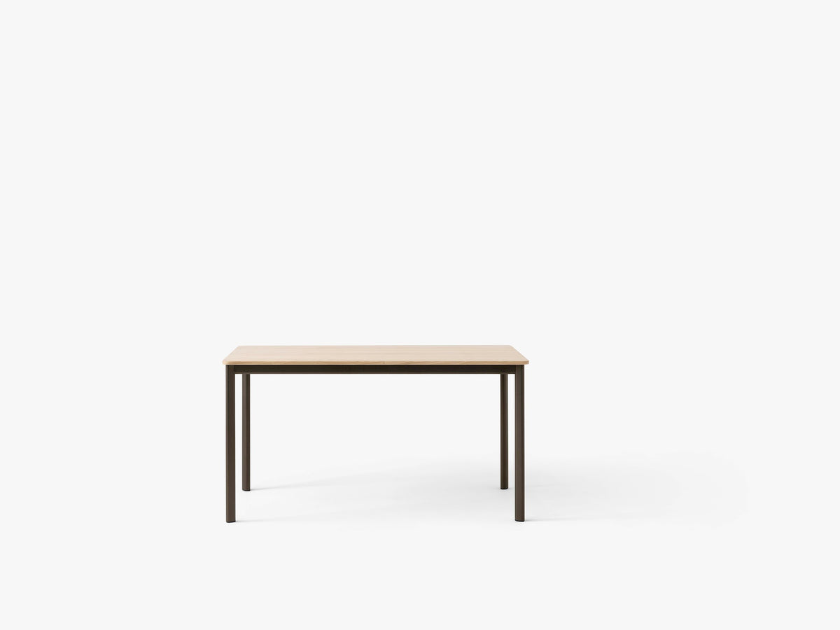 Table à manger Drip HW58 de Hee Welling - &amp;Tradition-Noir-Linoléum Burgundy 4154-The Woods Gallery