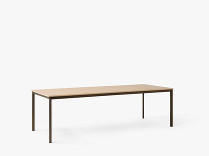 Table à manger Drip HW60 de Hee Welling - &amp;Tradition-Bronze-Placage de chêne laqué-The Woods Gallery
