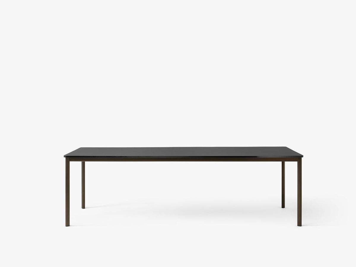 Table à manger Drip HW60 de Hee Welling - &amp;Tradition-Noir-Linoléum Burgundy 4154-The Woods Gallery