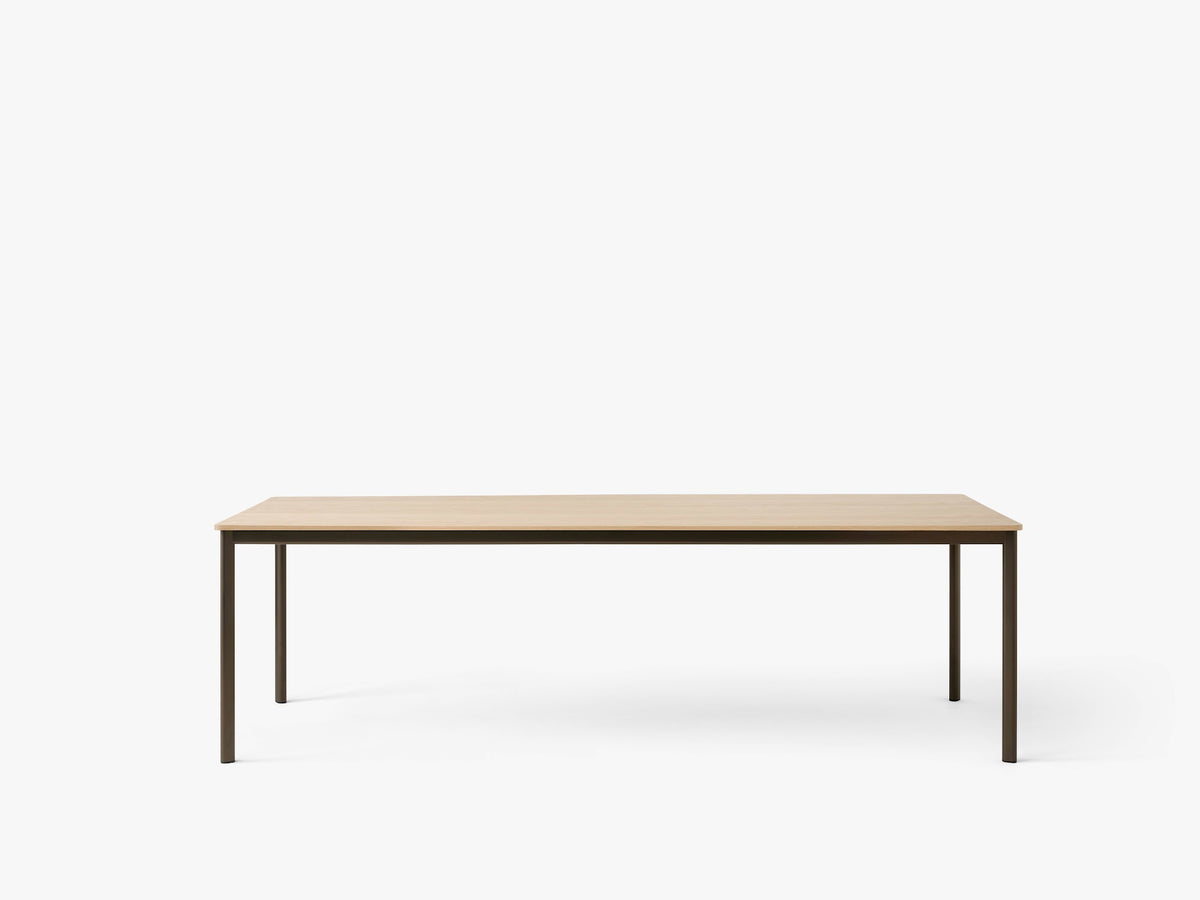 Table à manger Drip HW60 de Hee Welling - &amp;Tradition-Noir-Linoléum Burgundy 4154-The Woods Gallery