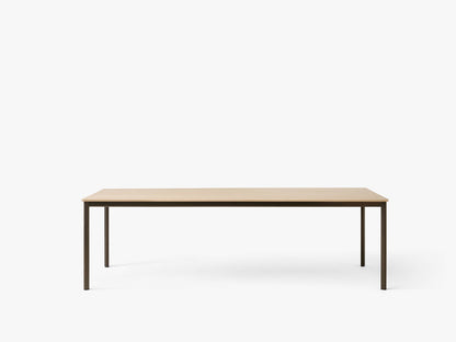 Table à manger Drip HW60 de Hee Welling - &amp;Tradition-Noir-Linoléum Burgundy 4154-The Woods Gallery