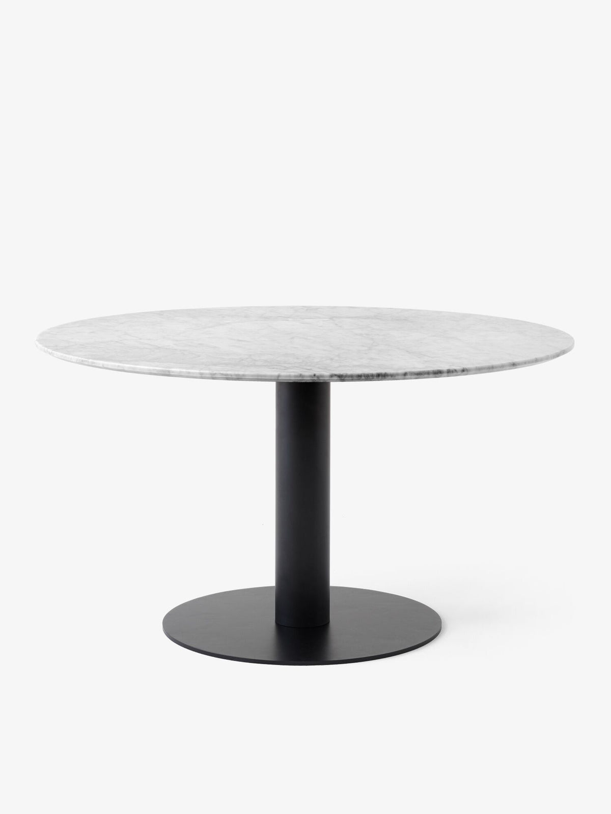 Table à manger carrée In Between SK20 de Sami Kallio - &amp;Tradition-Pied central noir mat-Linoléum Forbo-The Woods Gallery