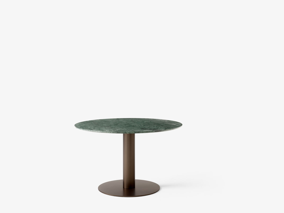 Table à manger ronde In Between SK12 de Sami Kallio - &amp;Tradition-Pied central noir mat-Linoléum Forbo-The Woods Gallery