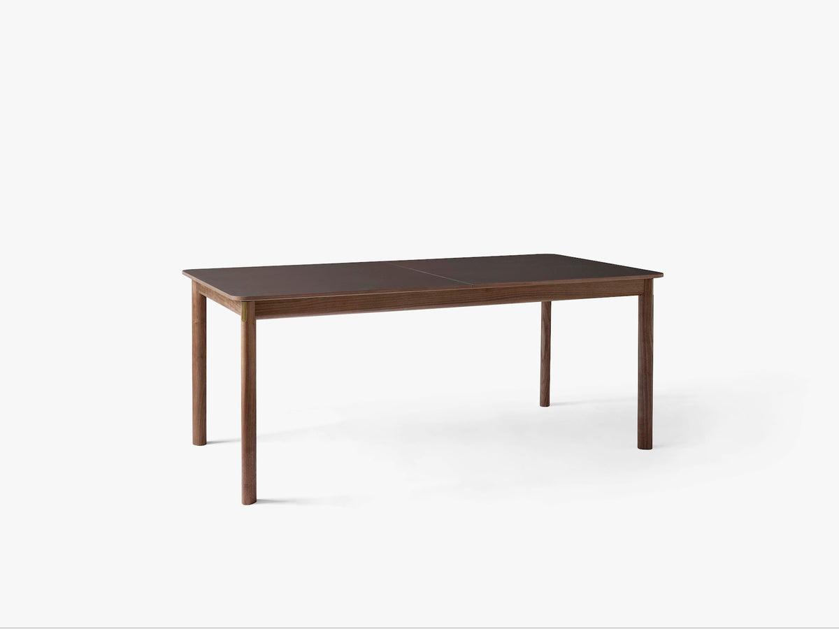 Table à rallonge Patch HW1 de Hee Welling - &amp;Tradition-Noyer huilé, plateau Cacao Orinoco-The Woods Gallery