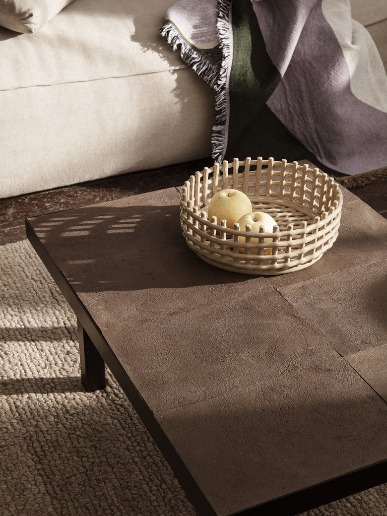 Table basse Flod L 81,1 - Ferm Living-Terracotta / Black-The Woods Gallery