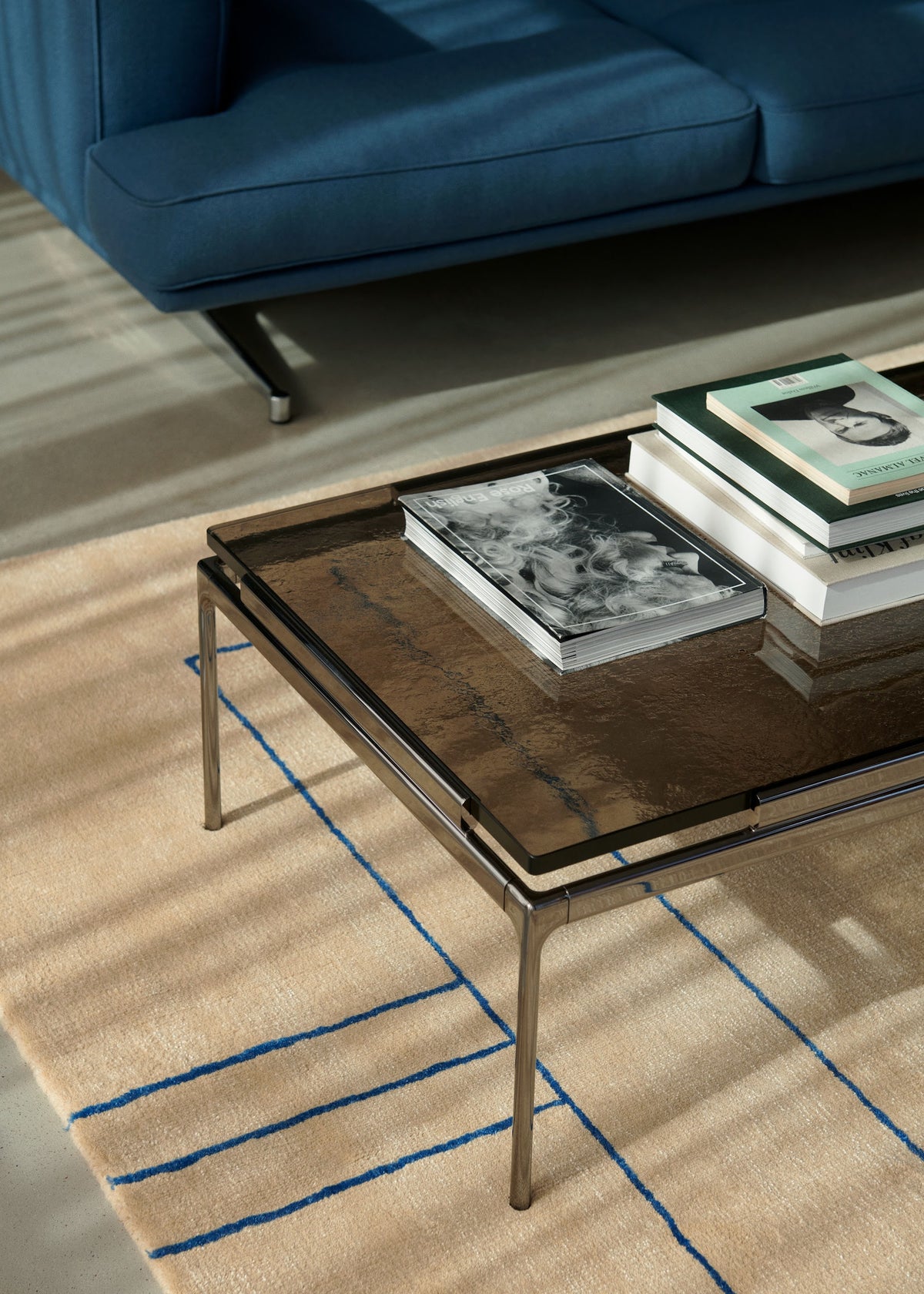Table basse Sett LN12 de Luca Nichetto - &amp;Tradition-Marbre Bianco Carrara-The Woods Gallery