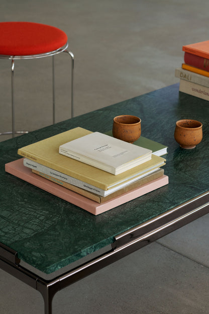 Table basse Sett LN12 de Luca Nichetto - &amp;Tradition-Marbre Bianco Carrara-The Woods Gallery
