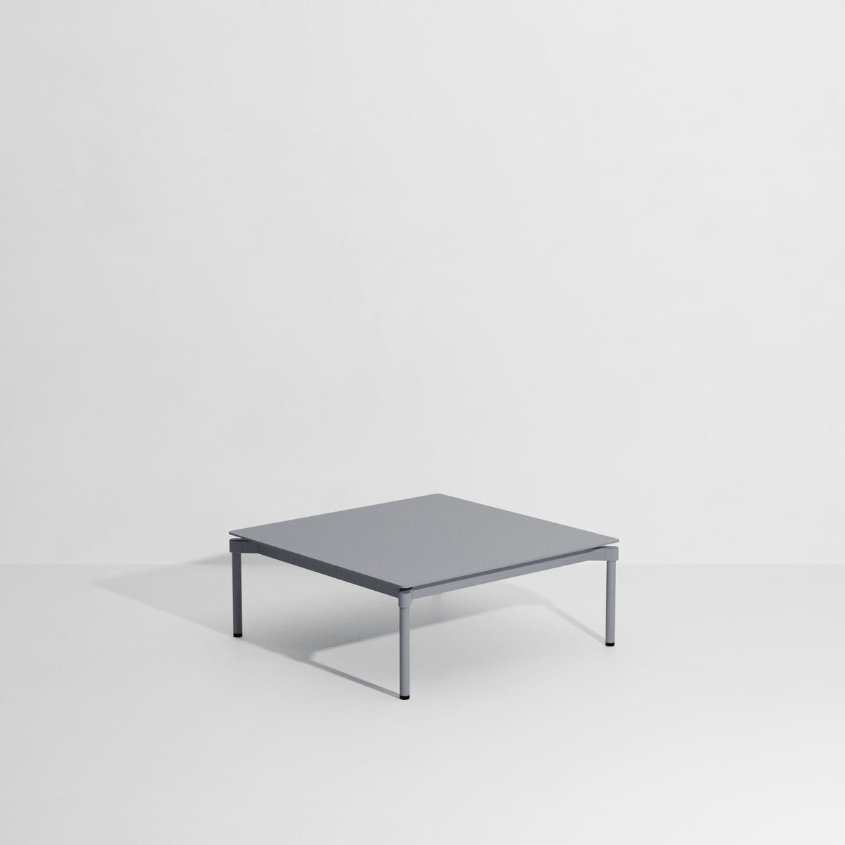 Table basse carrée Fromme de Tom Chung - Petite Friture-Gris pierre-The Woods Gallery