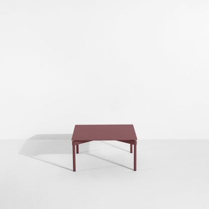 Table basse carrée Fromme de Tom Chung - Petite Friture-Rouge-Brun-The Woods Gallery