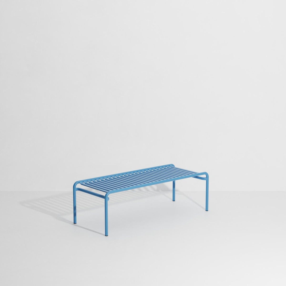 Table basse longue Week-End de Studio Brichet-Ziegler - Petite Friture-Bleu Ciel-The Woods Gallery