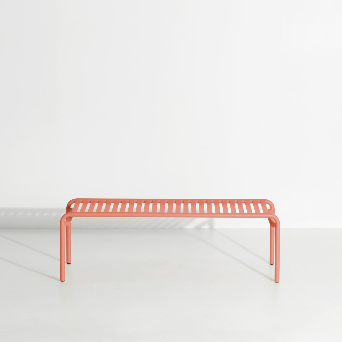 Table basse longue Week-End de Studio Brichet-Ziegler - Petite Friture-Corail-The Woods Gallery