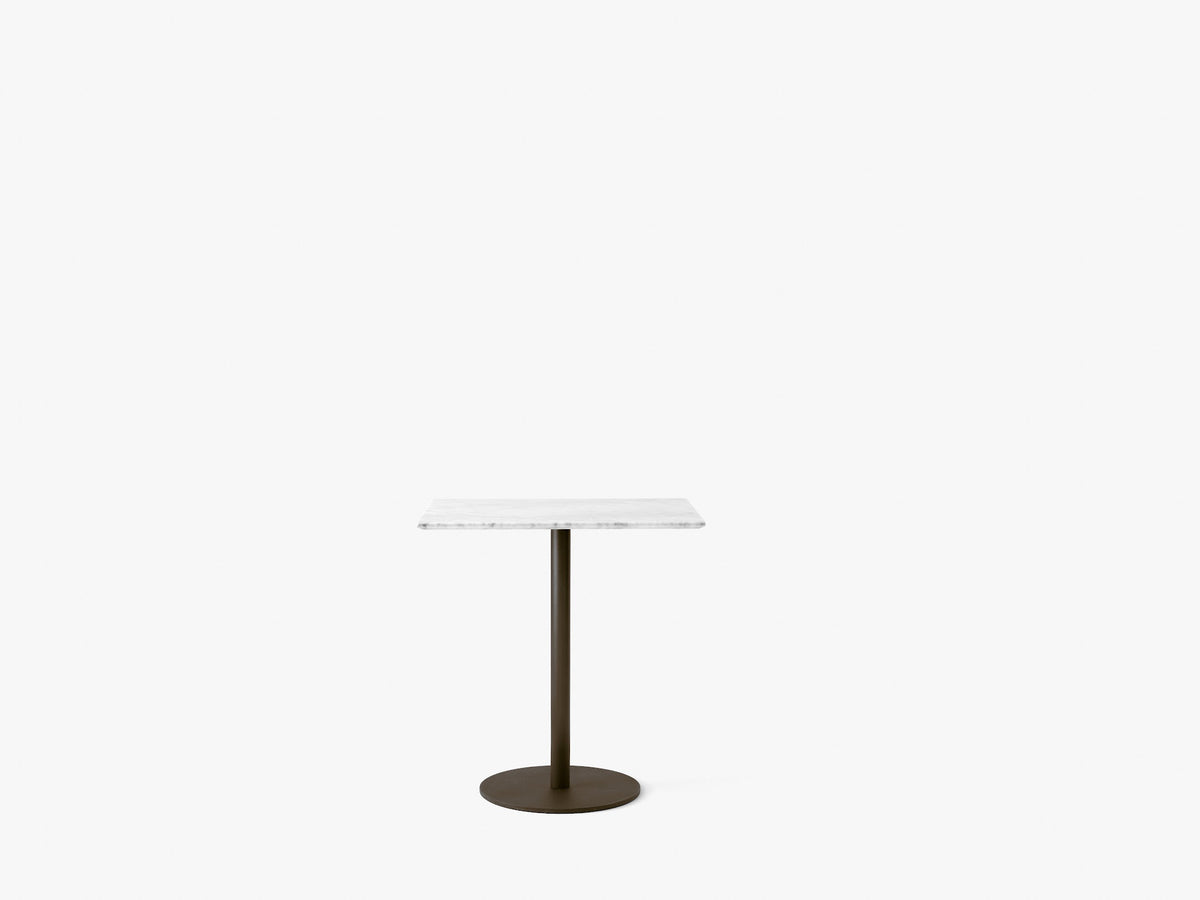 Table café In Between SK16 de Sami Kallio - &amp;Tradition-Pied central bronze-Marbre-The Woods Gallery