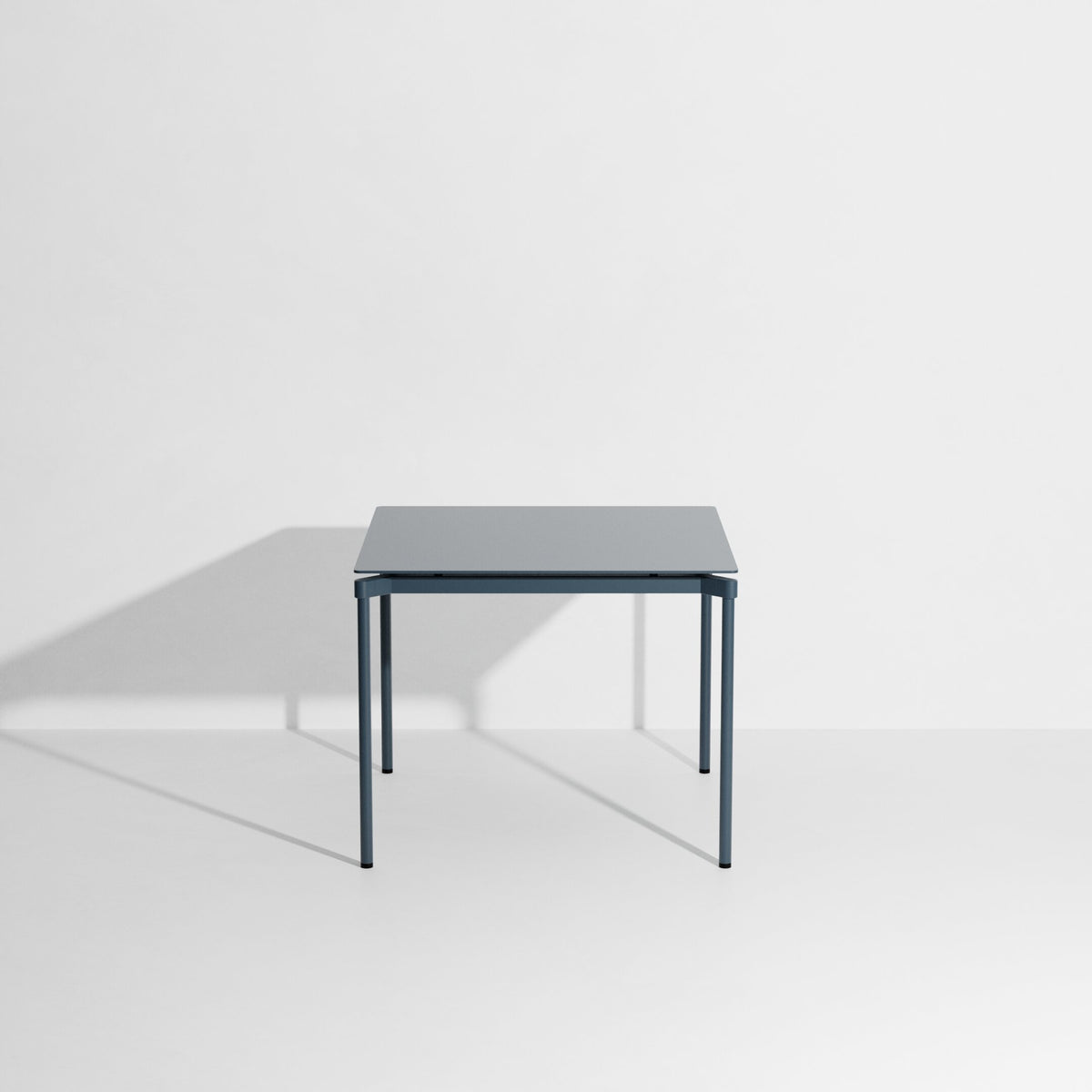 Table carrée Fromme de Tom Chung - Petite Friture-Gris Bleu-The Woods Gallery