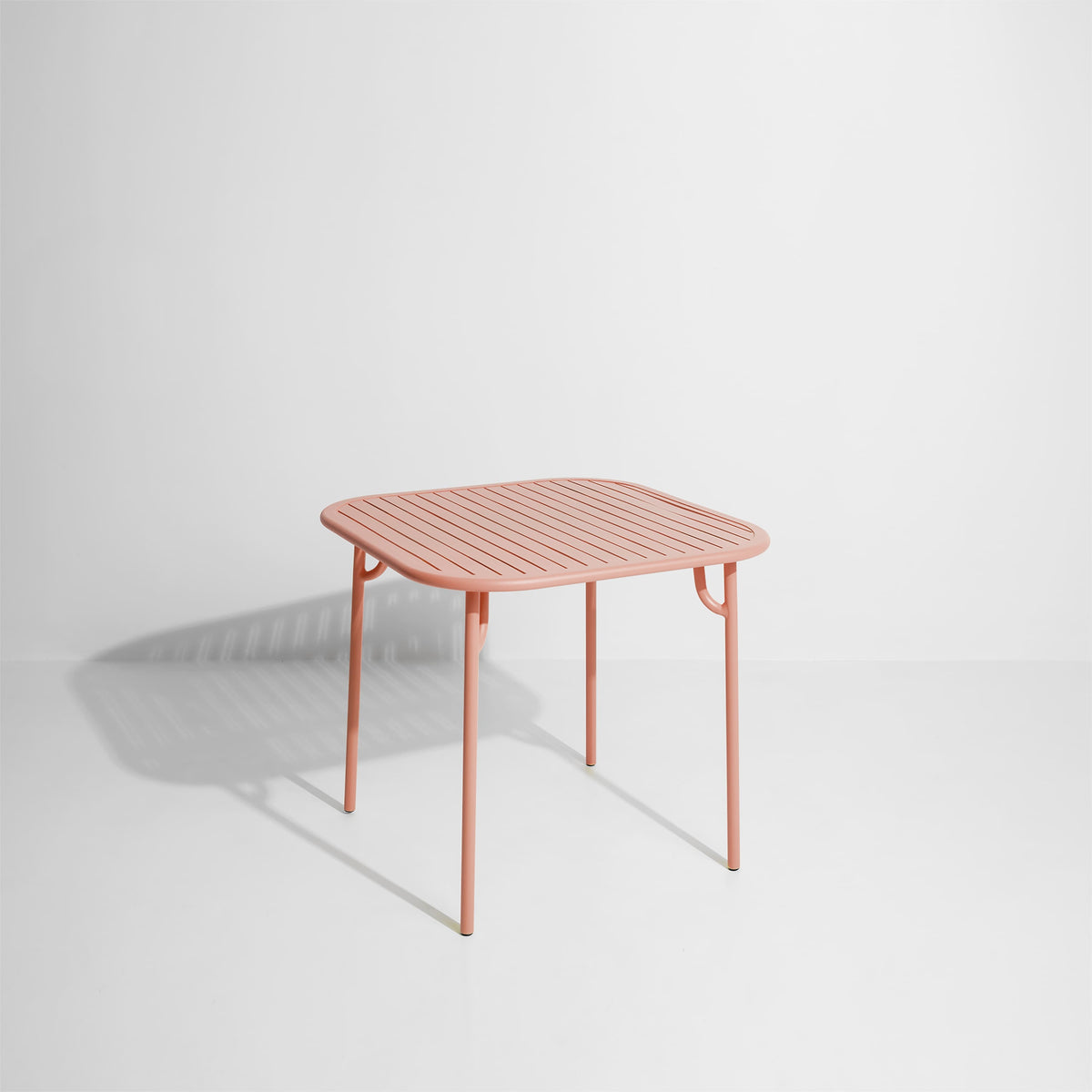 Table carrée Week-End de Studio Brichet-Ziegler - Petite Friture-Blush-À lattes-The Woods Gallery
