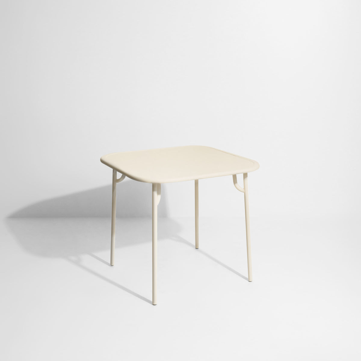 Table carrée Week-End de Studio Brichet-Ziegler - Petite Friture-Ivoire-Plein-The Woods Gallery