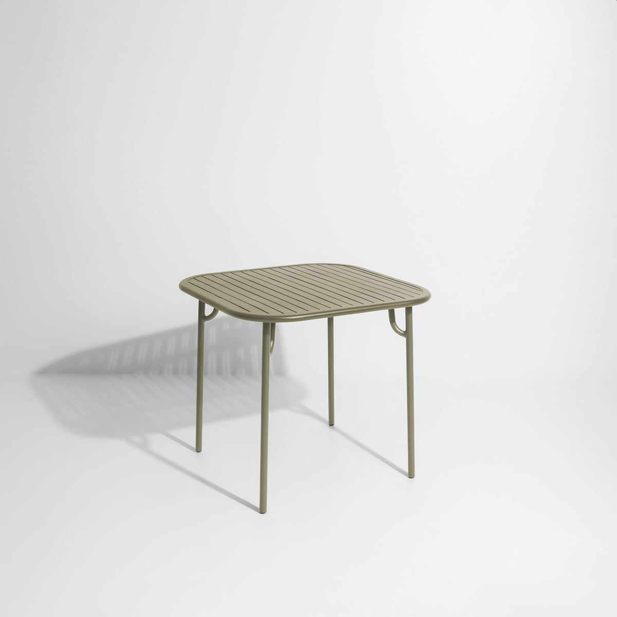Table carrée Week-End de Studio Brichet-Ziegler - Petite Friture-Vert jade-À lattes-The Woods Gallery