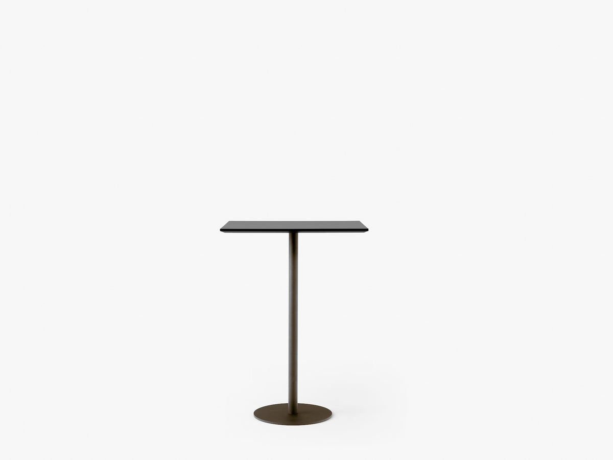 Table haute In Between SK21 de Sami Kallio - &amp;Tradition-Pied central bronze-Stratifié Fenix Nano-The Woods Gallery