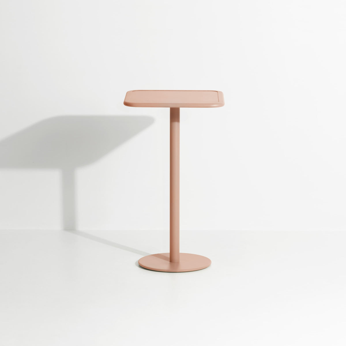 Table haute carrée Week-End 60 × 60 de Studio Brichet-Ziegler - Petite Friture-Blush-The Woods Gallery
