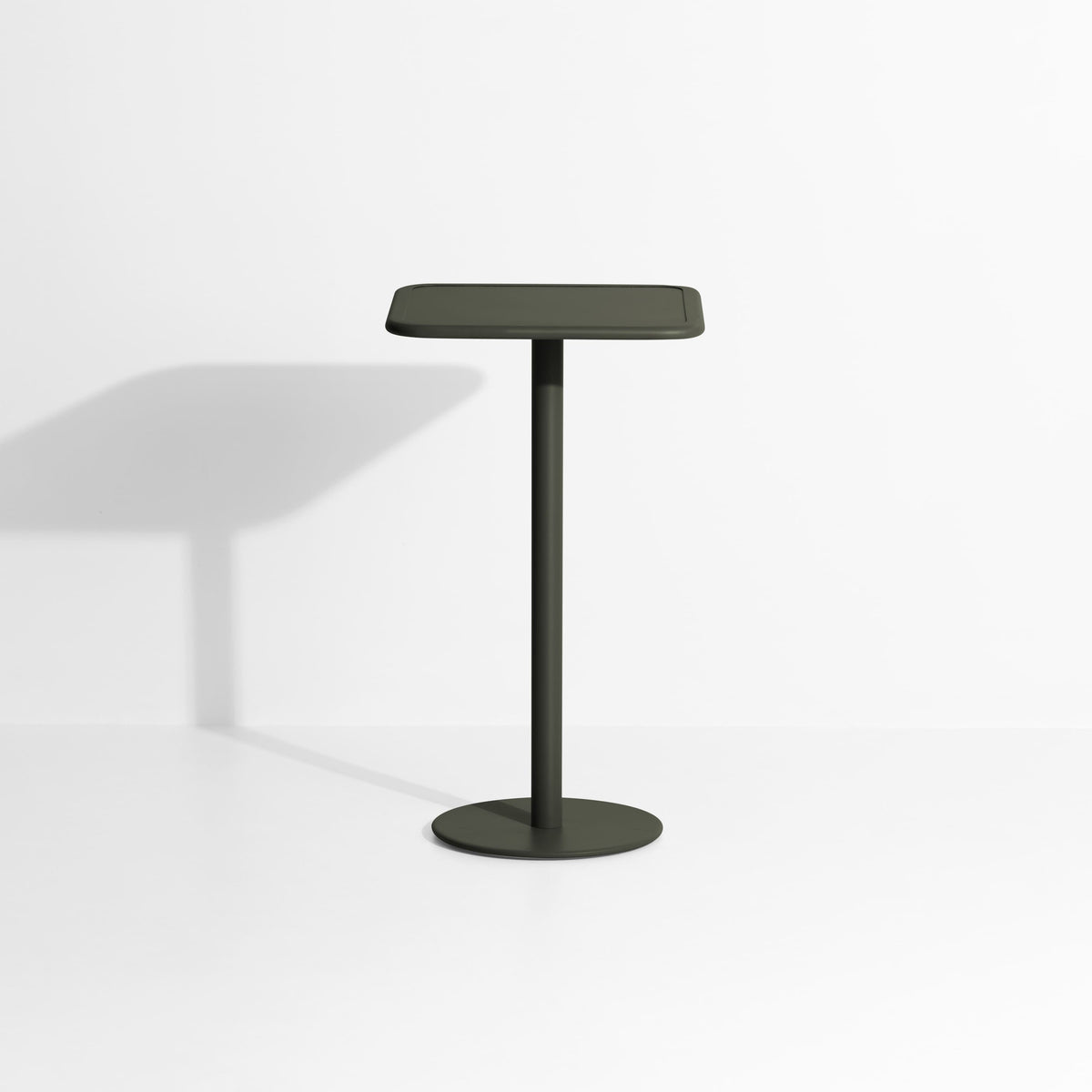 Table haute carrée Week-End 60 × 60 de Studio Brichet-Ziegler - Petite Friture-Vert bouteille-The Woods Gallery