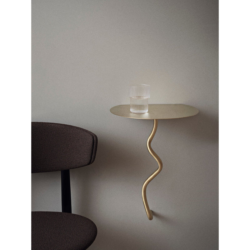 Table murale Curvature Ø 30 cm - Ferm Living-Laiton-The Woods Gallery