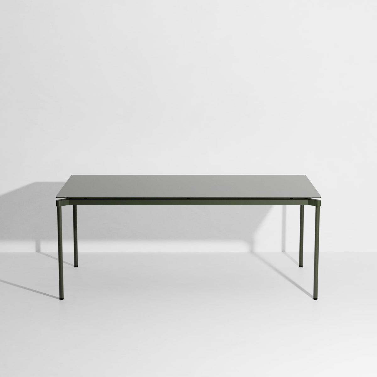 Table rectangulaire L 180 Fromme de Tom Chung - Petite Friture-Vert bouteille-The Woods Gallery