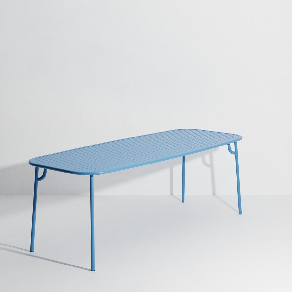 Table rectangulaire Large Week-End L 220 de Studio Brichet-Ziegler - Petite Friture-Bleu Ciel-À lattes-The Woods Gallery