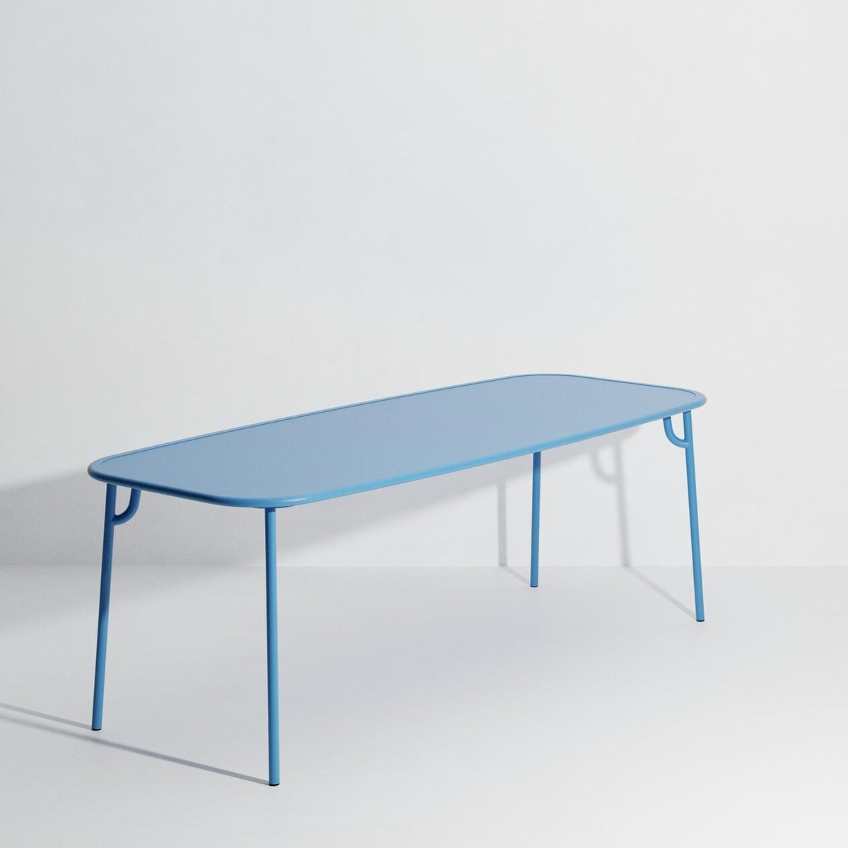 Table rectangulaire Large Week-End L 220 de Studio Brichet-Ziegler - Petite Friture-Bleu Ciel-Plein-The Woods Gallery