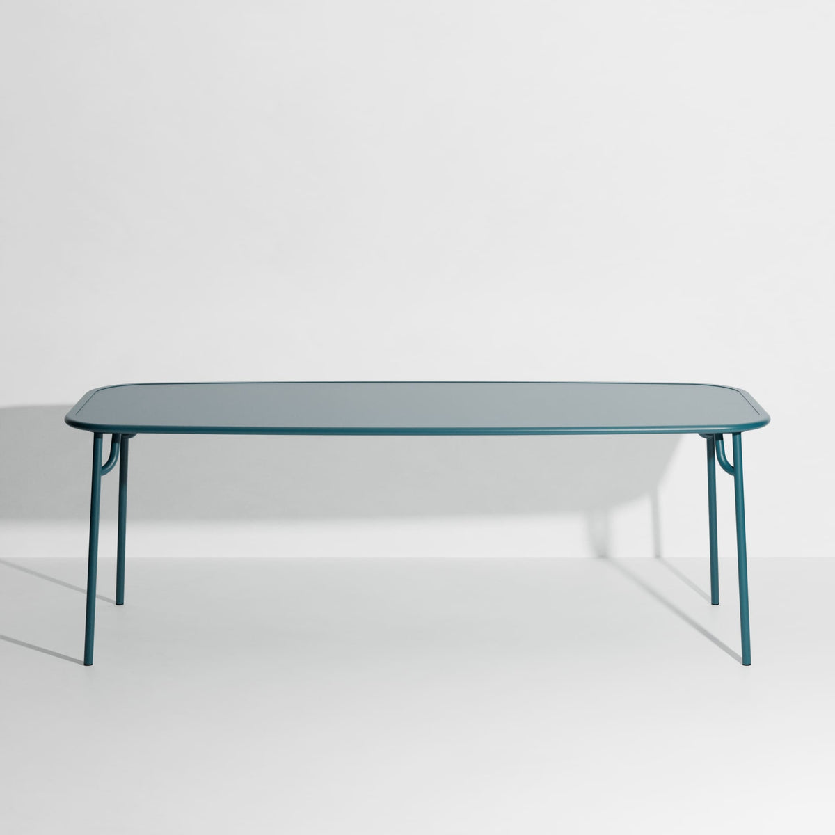 Table rectangulaire Large Week-End L 220 de Studio Brichet-Ziegler - Petite Friture-Bleu Océan-Plein-The Woods Gallery