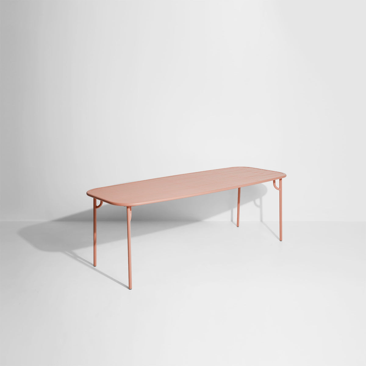 Table rectangulaire Large Week-End L 220 de Studio Brichet-Ziegler - Petite Friture-Blush-À lattes-The Woods Gallery