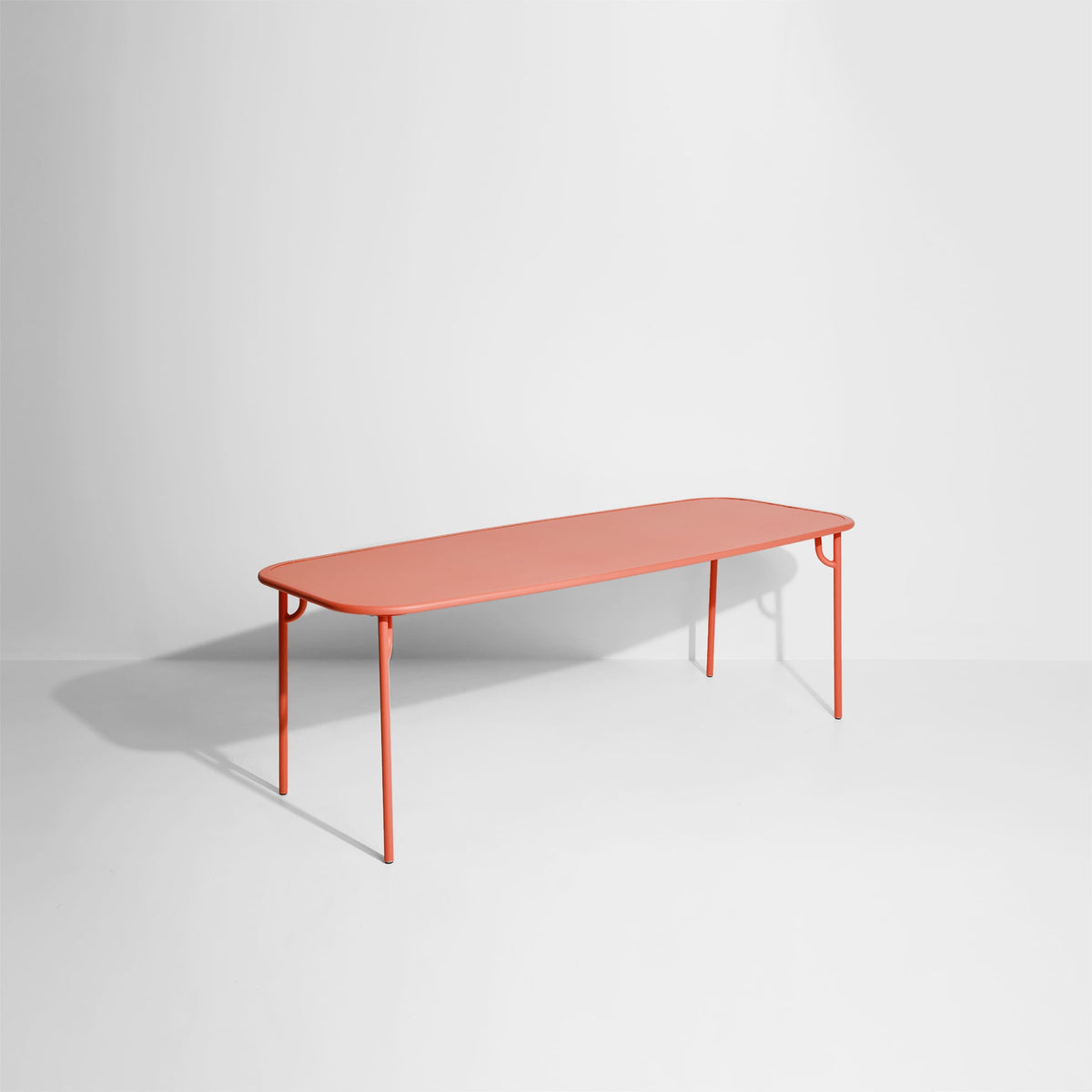 Table rectangulaire Large Week-End L 220 de Studio Brichet-Ziegler - Petite Friture-Corail-Plein-The Woods Gallery