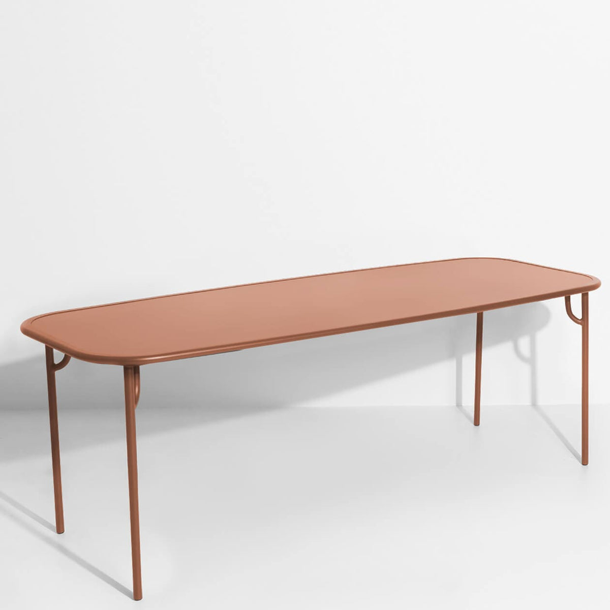 Table rectangulaire Large Week-End L 220 de Studio Brichet-Ziegler - Petite Friture-Terracotta-Plein-The Woods Gallery