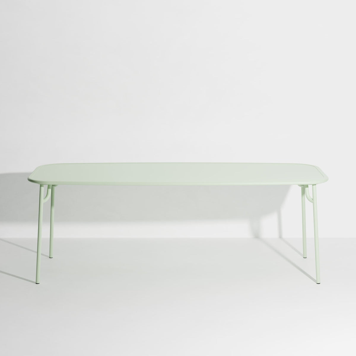 Table rectangulaire Large Week-End L 220 de Studio Brichet-Ziegler - Petite Friture-Vert pastel-Plein-The Woods Gallery