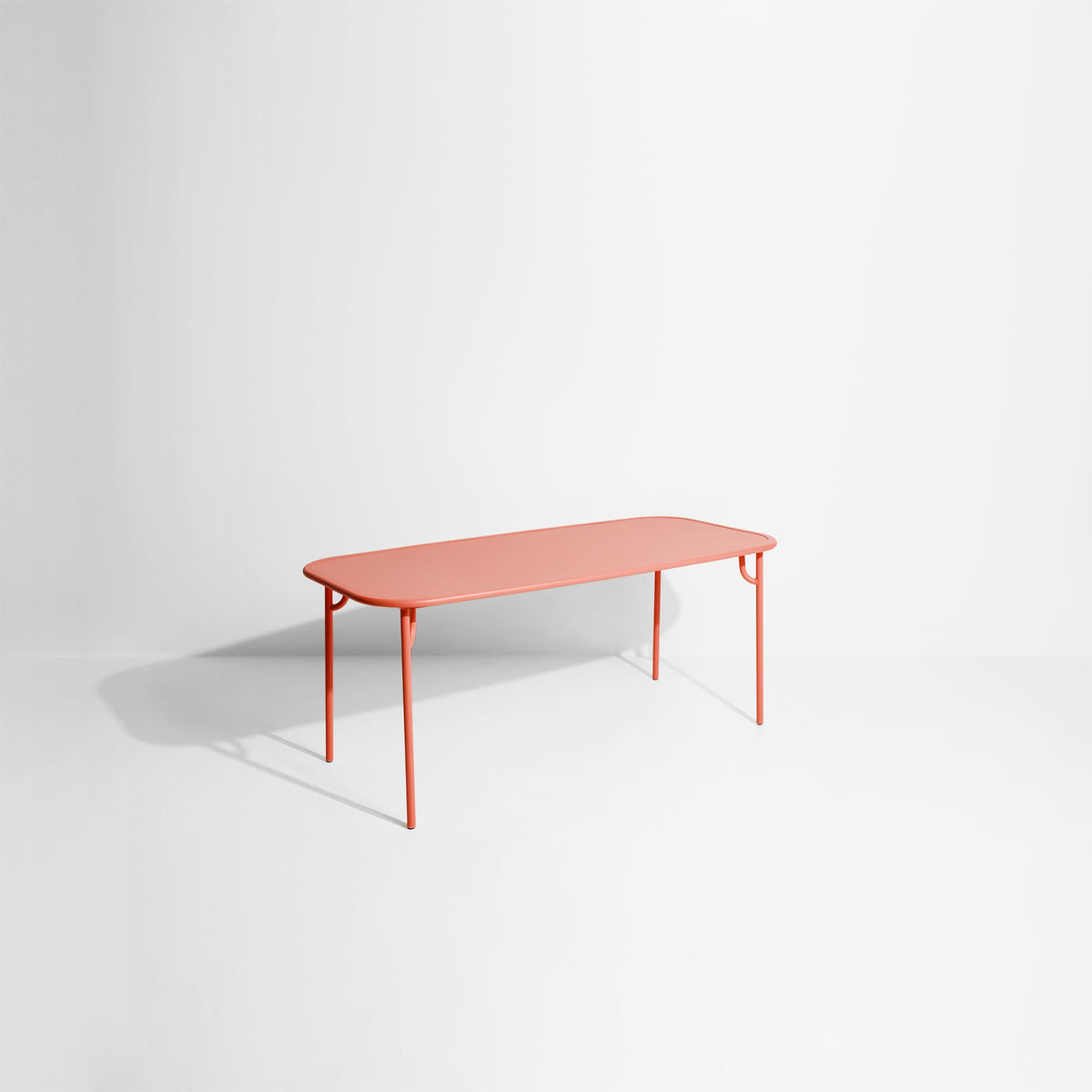 Table rectangulaire Médium Week-End L 180 de Studio Brichet-Ziegler - Petite Friture-Corail-Plein-The Woods Gallery