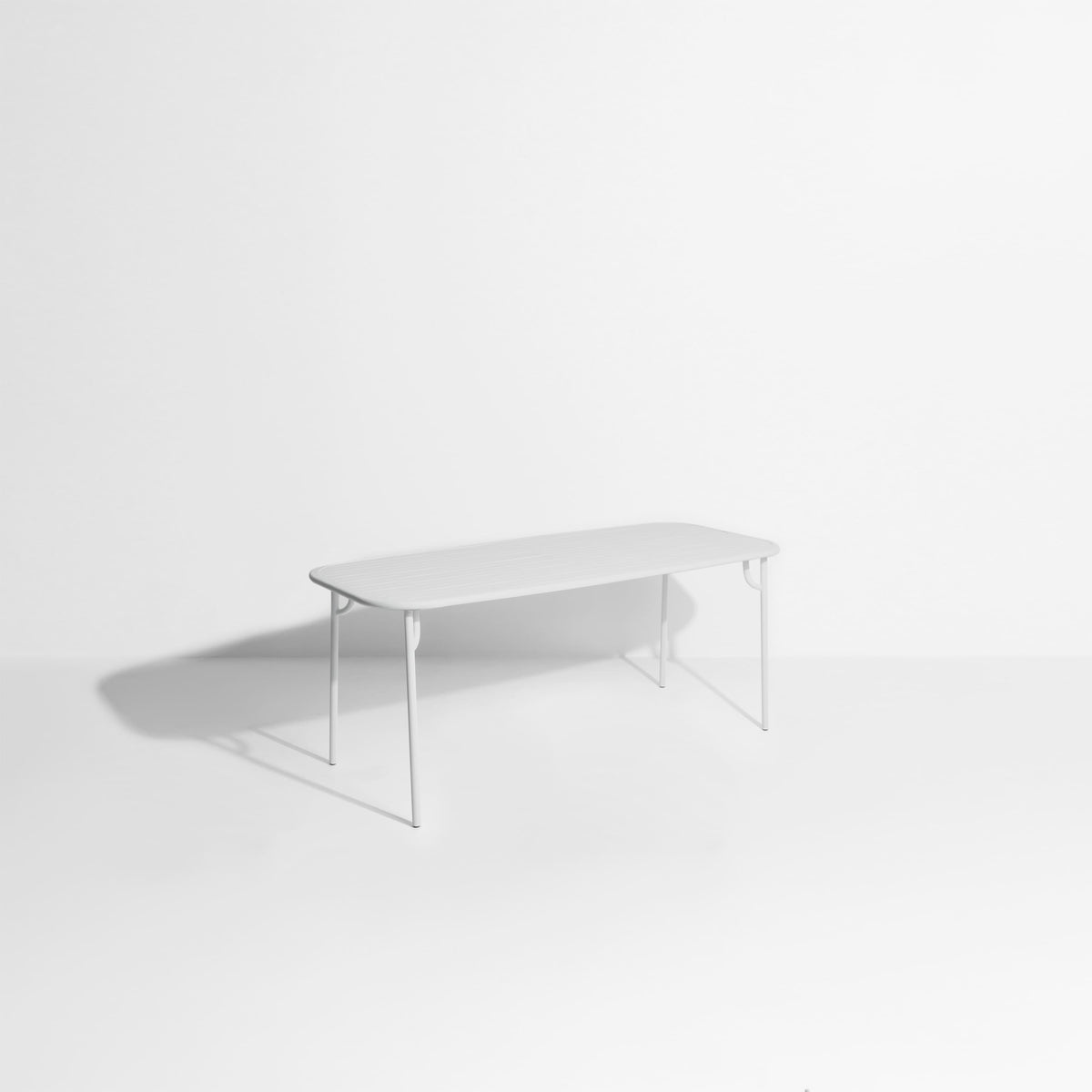 Table rectangulaire Médium Week-End L 180 de Studio Brichet-Ziegler - Petite Friture-Gris perle-À lattes-The Woods Gallery
