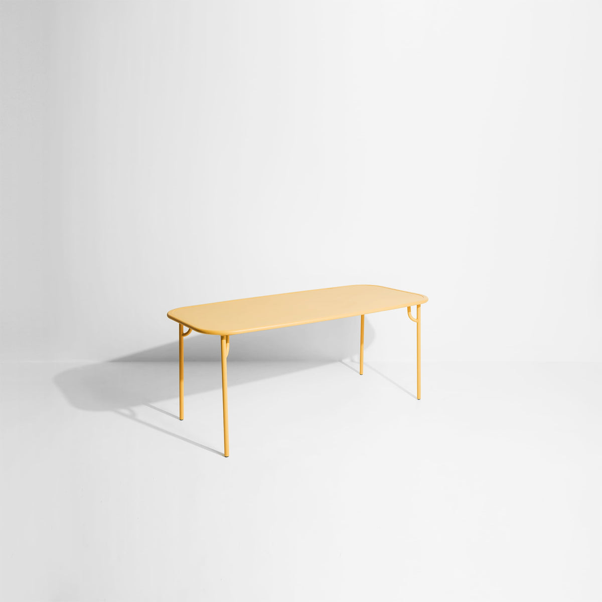 Table rectangulaire Médium Week-End L 180 de Studio Brichet-Ziegler - Petite Friture-Safran-Plein-The Woods Gallery