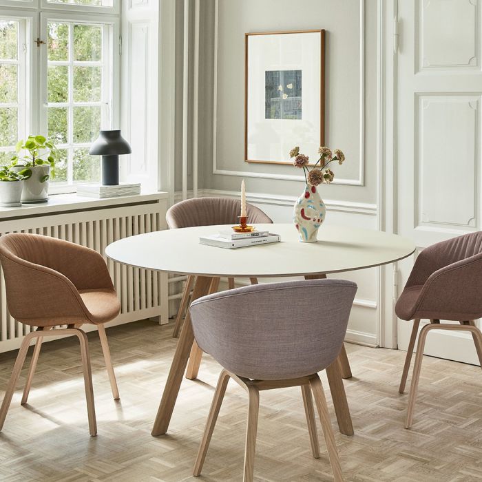 Table ronde CPH 25 de Ronan et Erwan Bouroullec - Hay-vue 4-The Woods Gallery