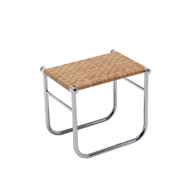 Tabouret "9" Rotin de Charlotte Perriand - Cassina-vue de trois quarts, assise en rotin tressé-Cassina