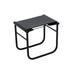 Tabouret "9" en cuir de Charlotte Perriand - Cassina-vue de trois quarts, assise en cuir noir-Cassina