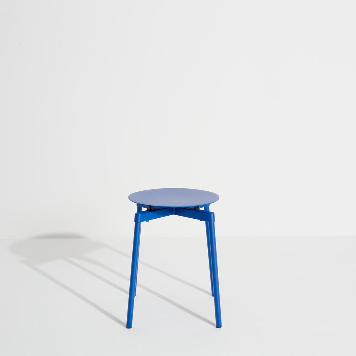 Tabouret Fromme de Tom Chung - Petite Friture-Bleu-The Woods Gallery