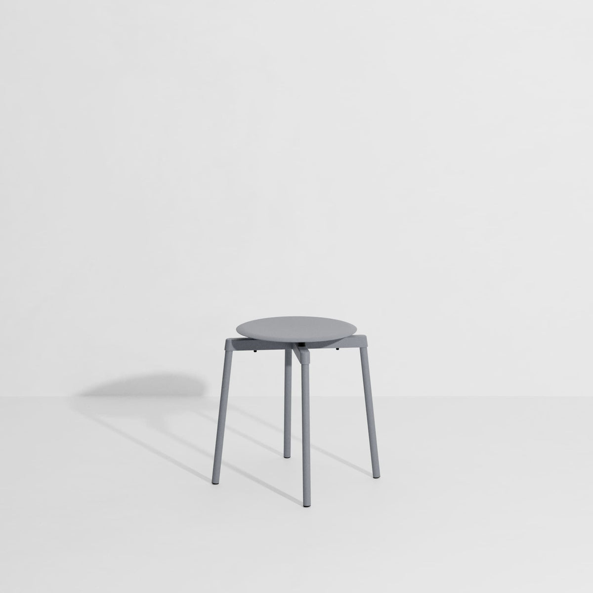 Tabouret Fromme de Tom Chung - Petite Friture-Gris pierre-The Woods Gallery