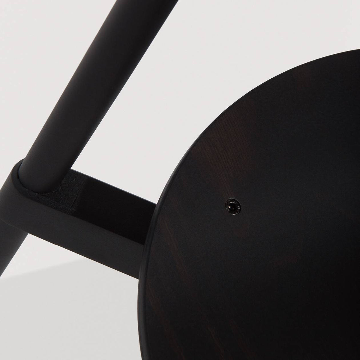Tabouret de bar 65 cm Fromme Bois de Tom Chung - Petite Friture-Noir-The Woods Gallery