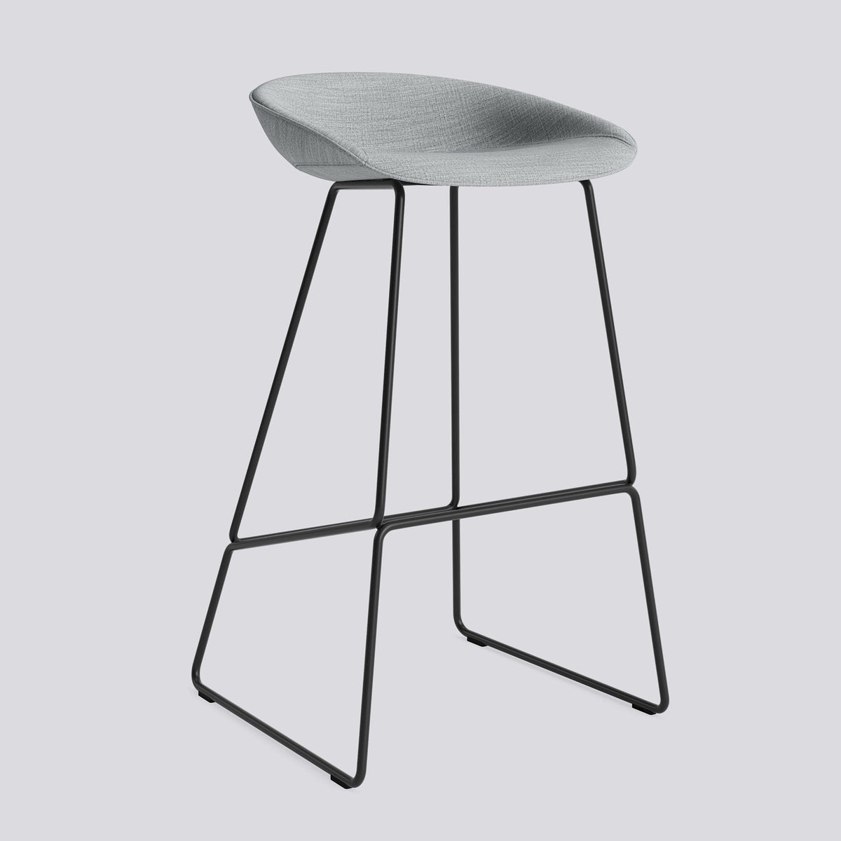 Tabouret de bar About A Stool AAS 39 de Hee Welling - Hay-Garnissage intégral Remix 123, acier thermolaqué noir, piètement luge, assise 75 cm-The Woods Gallery