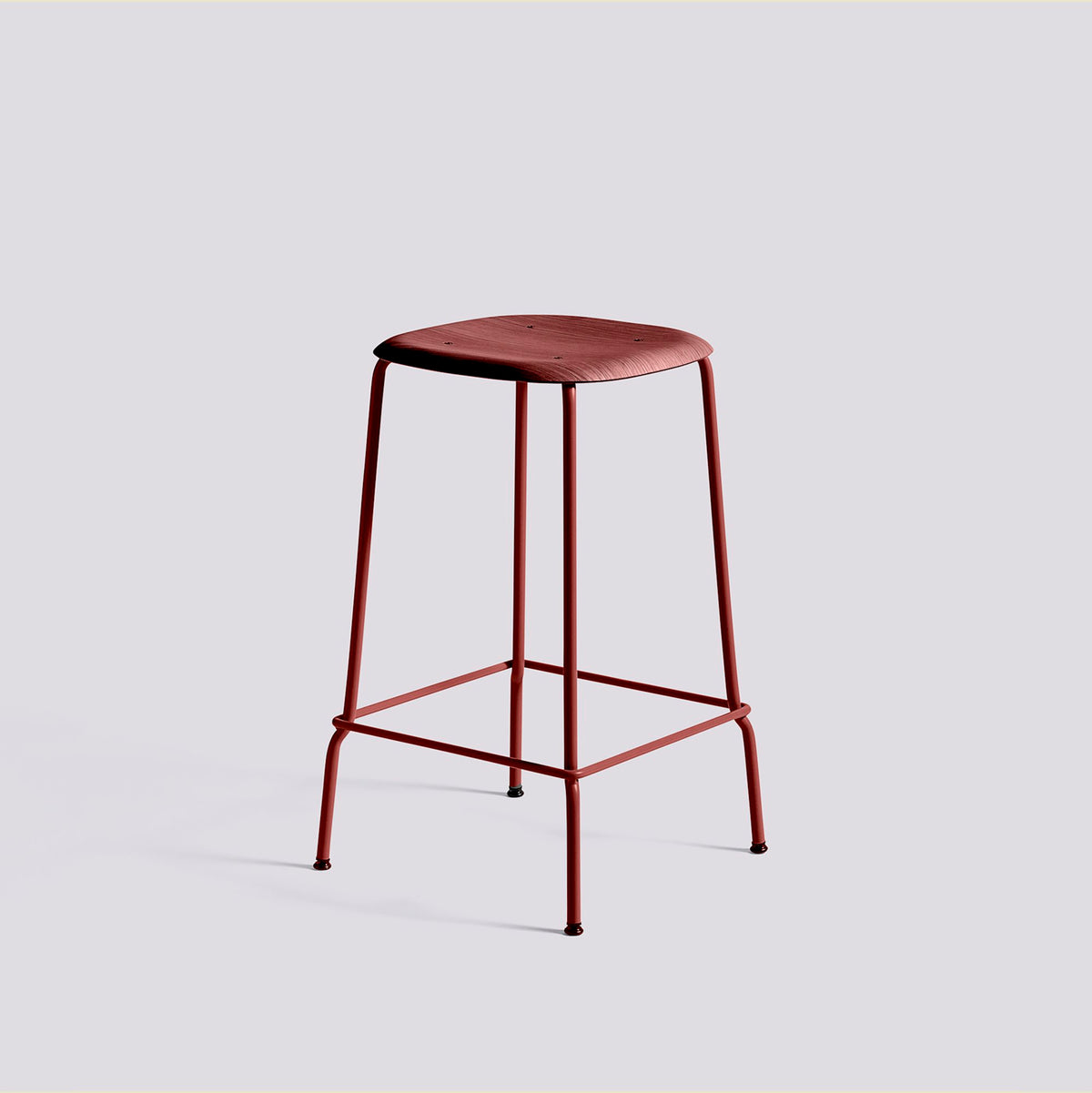 Tabouret de bar Soft Edge 80 de Iskos-Berlin - Hay-Placage de chêne laqué Fall red, assise — Acier thermolaqué Fall red, piètement 4 pieds — assise à 65 cm-The Woods Gallery