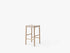 Tabouret de comptoir Betty TK7 de Thau & Kallio - &Tradition-Chêne massif laqué-Lin naturel-The Woods Gallery
