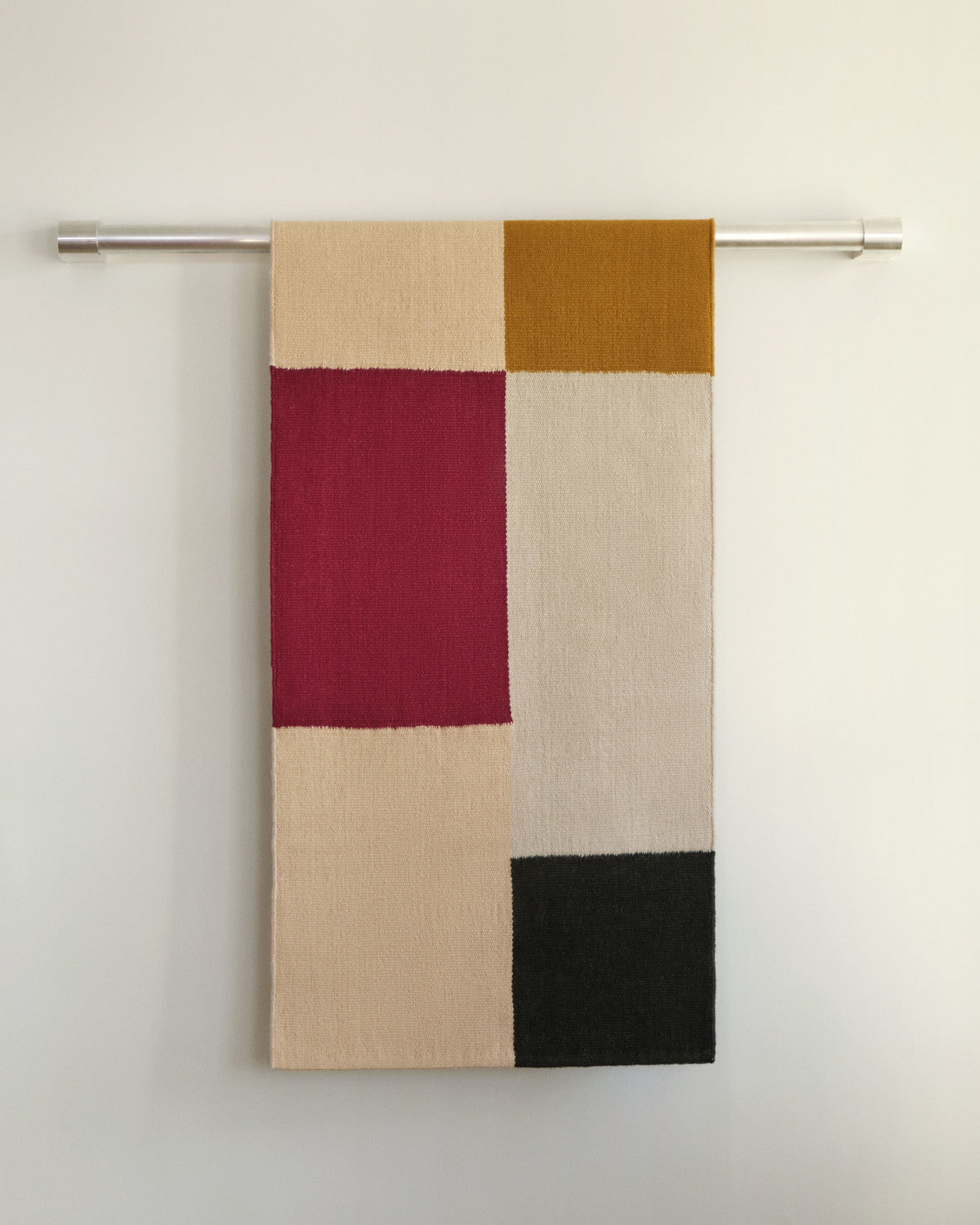 Tapis Ethan Cook Flat Works 80 x 250 cm - Hay-Bleu - Rouge - Blanc-The Woods Gallery