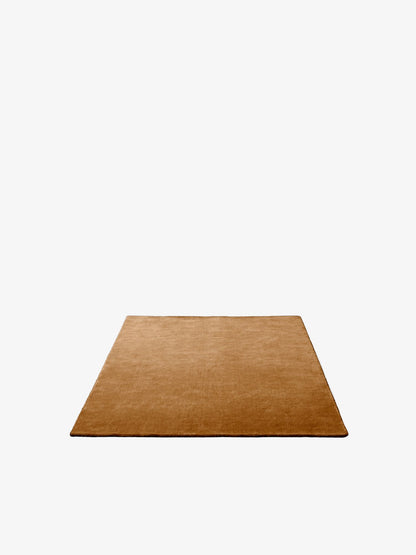 Tapis The Moor AP5 - &amp;Tradition-Brun doré-The Woods Gallery