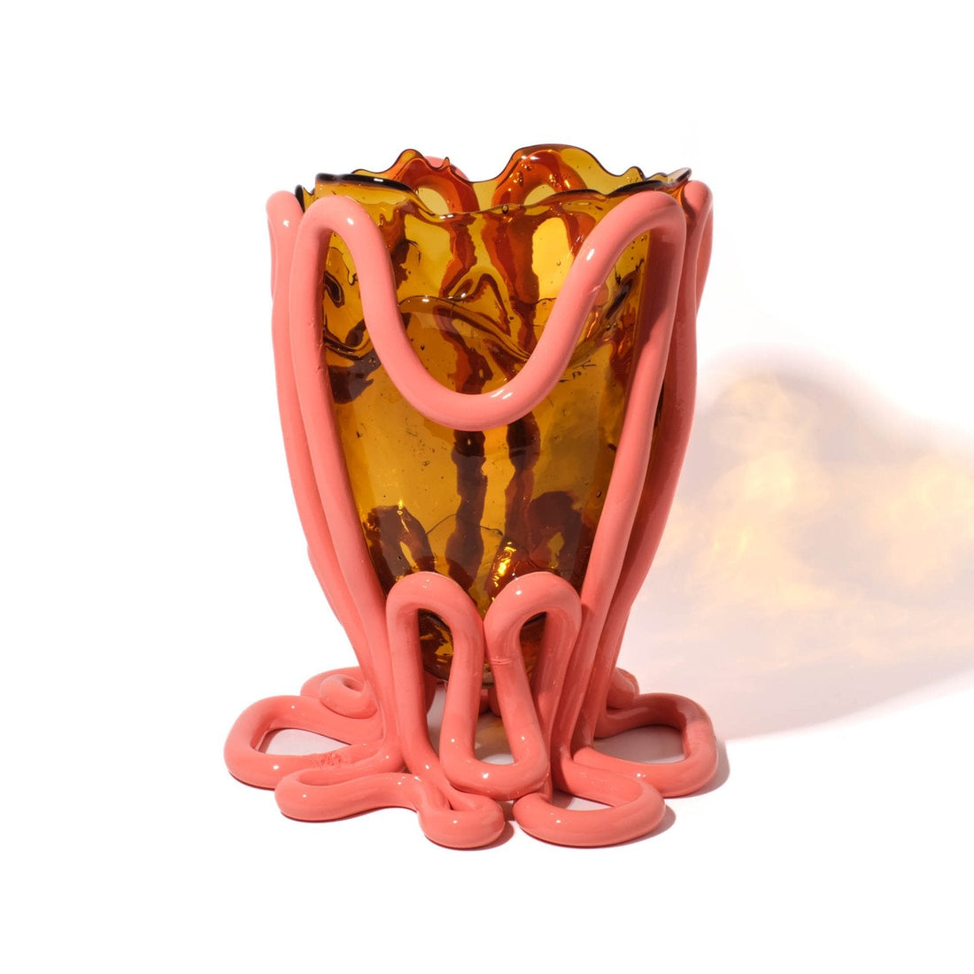Vase Indian Summer - Clear Amber, Matt Dark Salmon par Gaetano Pesce - Fish Design-S-The Woods Gallery