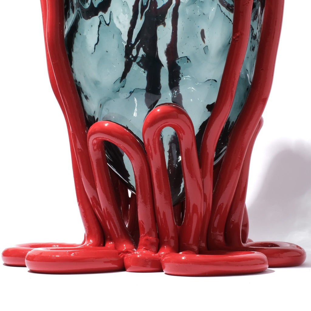 Vase Indian Summer - Clear Blue, Matt Red par Gaetano Pesce - Fish Design-S-The Woods Gallery
