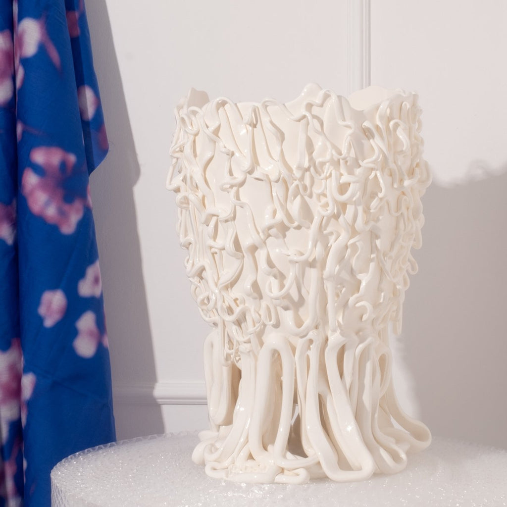 Vase Medusa - Matt White par Gaetano Pesce - Fish Design-S-The Woods Gallery